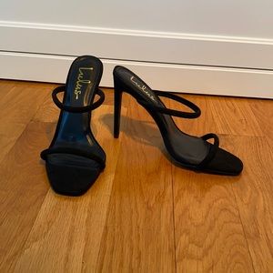 Lulu’s square toe sandals